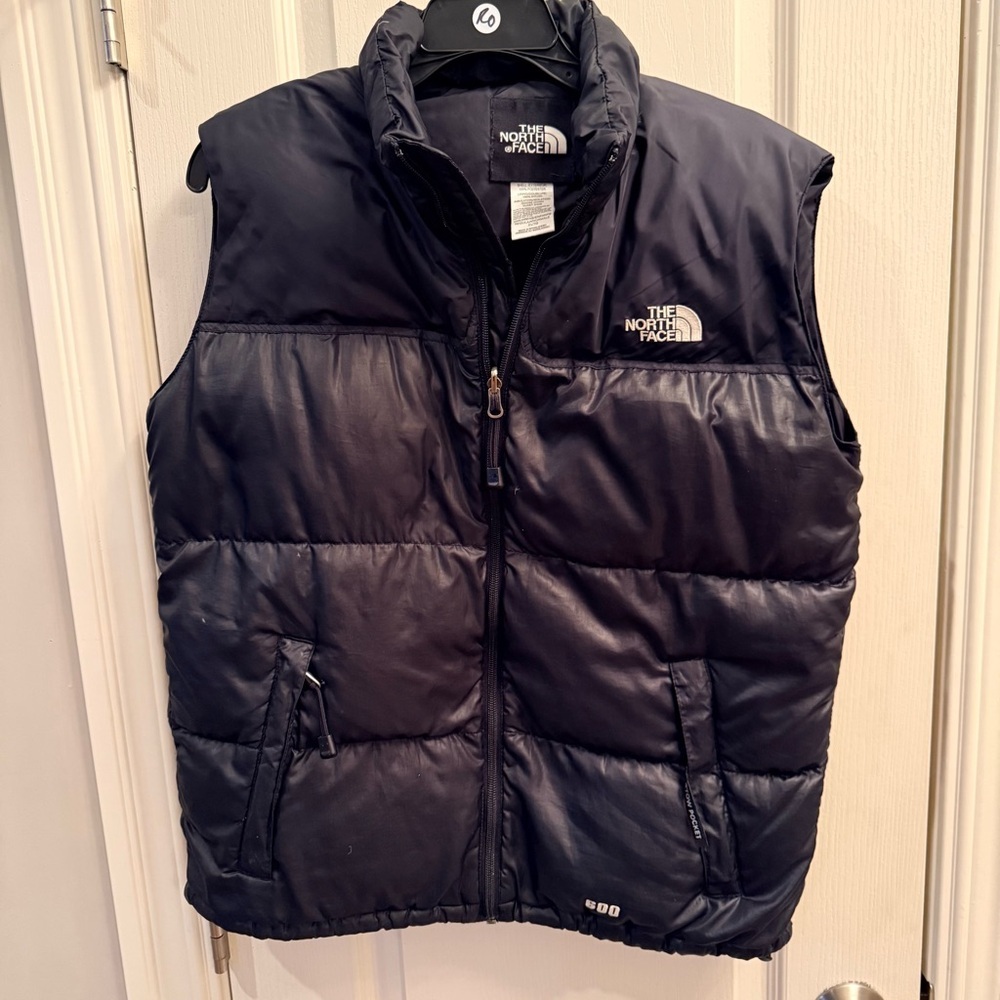The North Face Black Puffer Vest. 600 series. Girls size XL - Picture 1 of 5